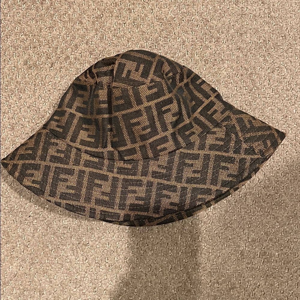 Brown logo hat NEW